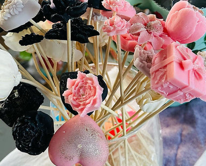 Bouquet de fleurs en cire parfumée et fleurs stabilisées